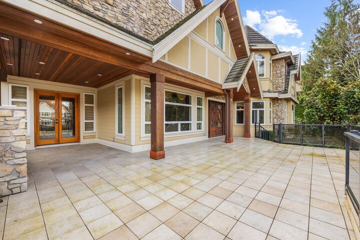 Property Photo: 14072 32A Avenue BC V4P 0C4