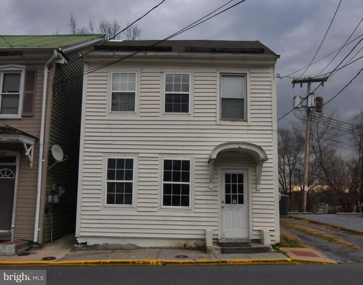 Property Photo: 115 N Spring Street WV 25401