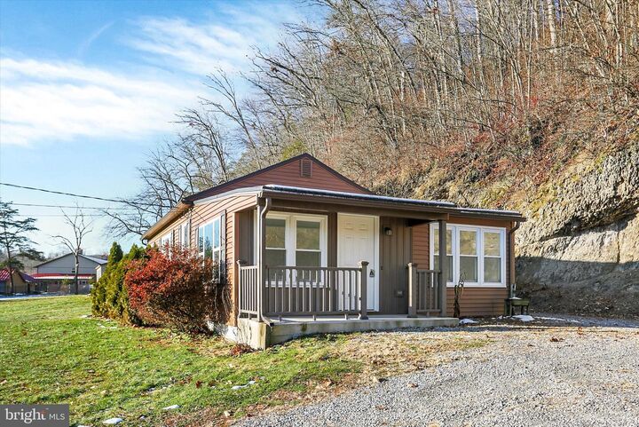 Property Photo: 1667 Route 204 1679 PA 17870