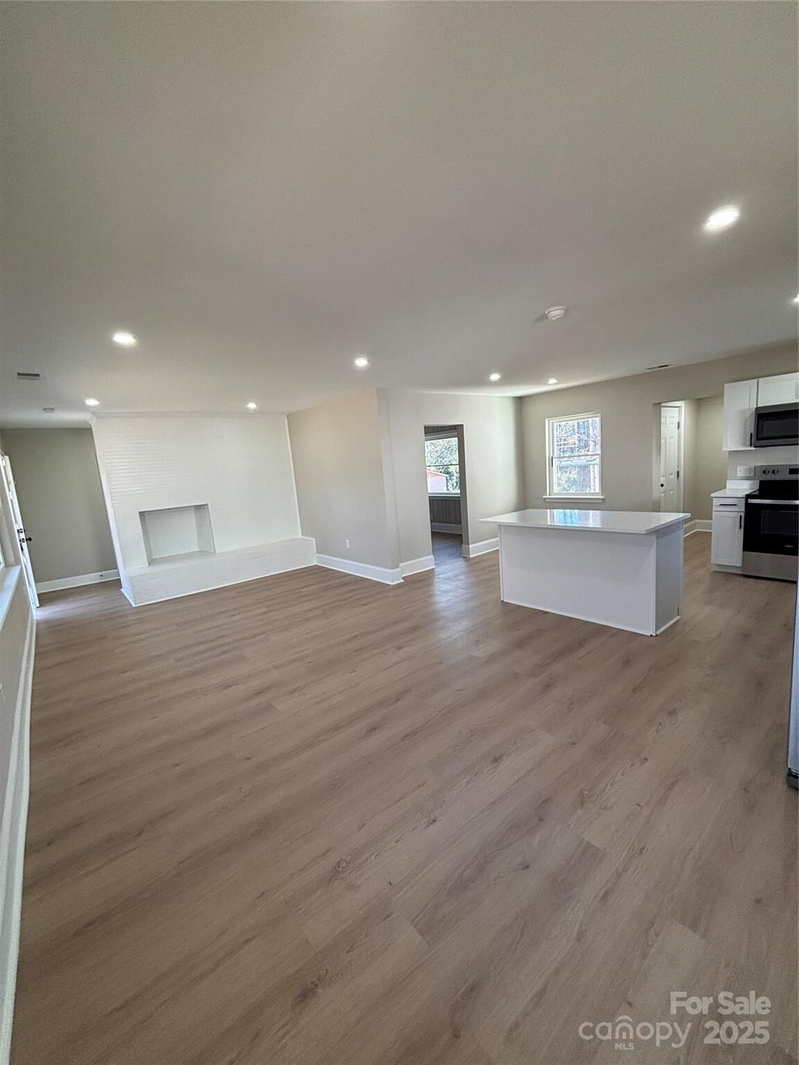 Property Photo: 2025 Birchcrest Drive NC 28205