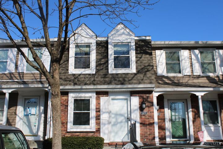 Property Photo: 2806 Millbank Row Road OH 45039