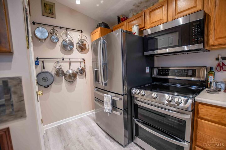 Property Photo:  2000 Waterstone Boulevard  OH 45342 