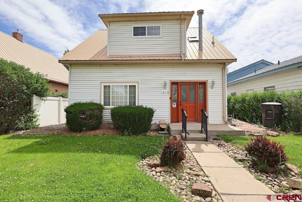Property Photo:  1018 State Avenue  CO 81101 