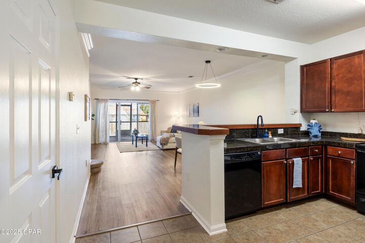 Property Photo: 802 Baldwin Rowe Circle FL 32405
