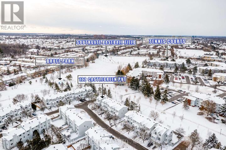 Property Photo:  122 Castlegreen Private 58  ON K1T 3N2 