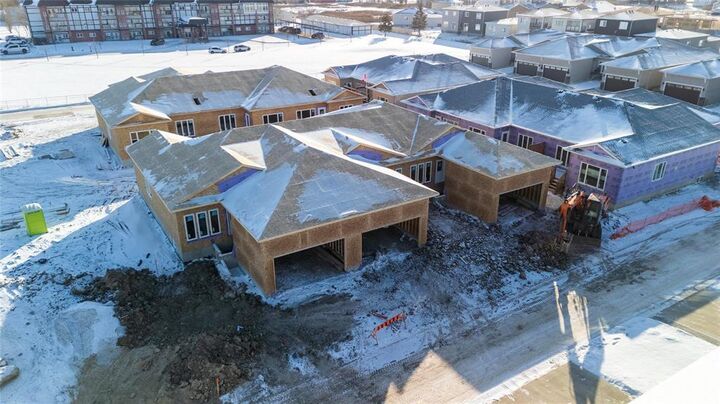 804 Manitoba Avenue  Selkirk MB R1A 2C9 photo