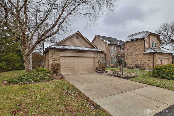 Property Photo: 10 Cove Court 6 OH 45013