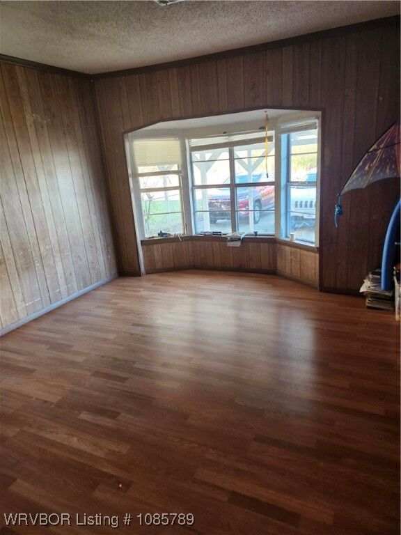 Property Photo: 405 Carter Street OK 74953