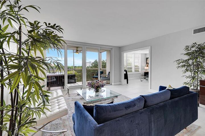 Property Photo: 3051 N Course Dr 601 FL 33069