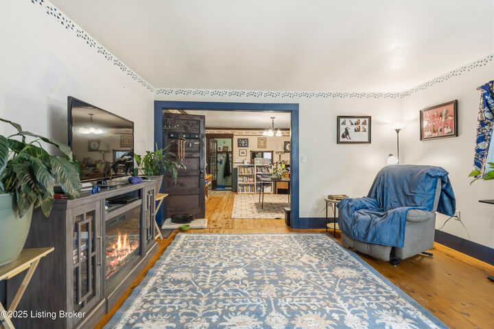 Property Photo:  6963 Hempridge Rd  KY 40065 