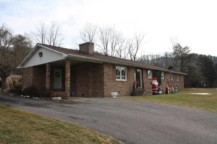 Property Photo: 62 Howards Branch WV 25951