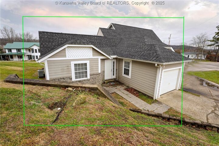 Property Photo: 49 B Thistlewood Drive WV 25526