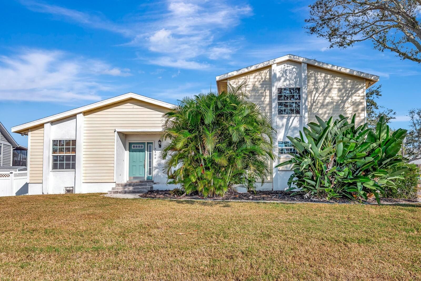 Property Photo:  4406 17th Street W  FL 34221 