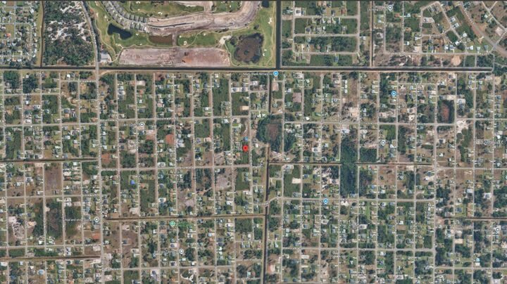 Property Photo: 2614 31st Street SW FL 33976