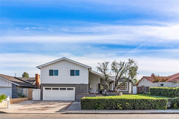 Property Photo: 24505 Chamalea CA 92691