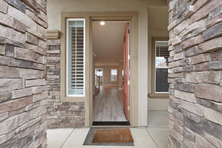 Property Photo: 202 Bullion Hill Drive CA 95252