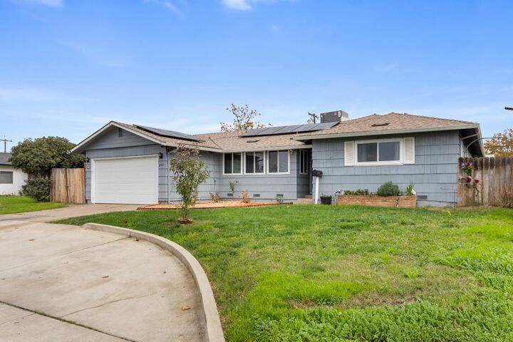 Property Photo: 2701 Zinfandel Drive CA 95670