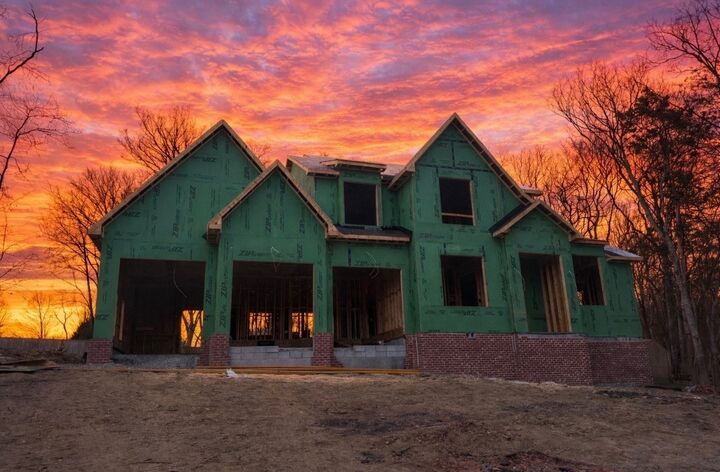 Property Photo:  341 Sunset Island Trl  TN 37066 