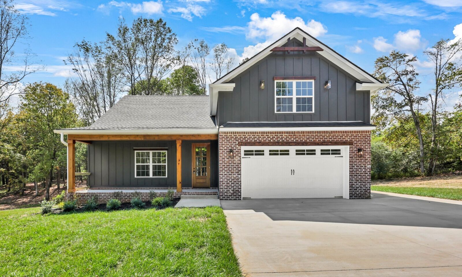 Property Photo:  3491 Meadows Rd  TN 37051 