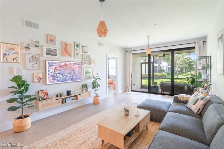 Property Photo:  15126 Palmer Lake Circle 101  FL 34109 