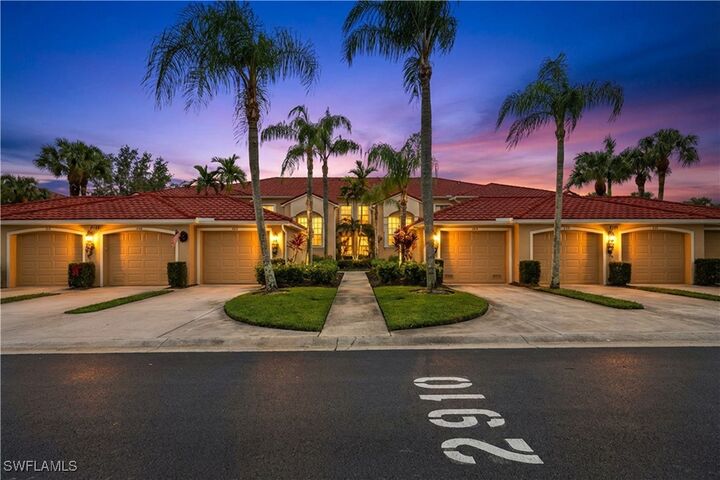 Property Photo:  2910 Cypress Trace Circle 102  FL 34119 