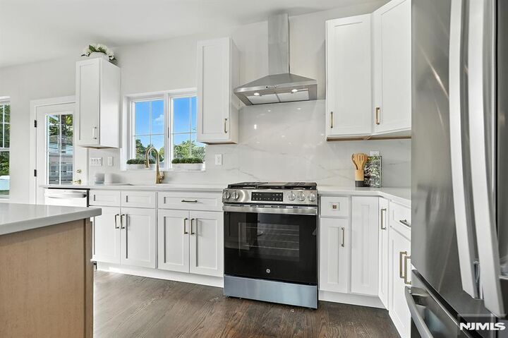 Property Photo: 186 Canterbury Avenue NJ 07031