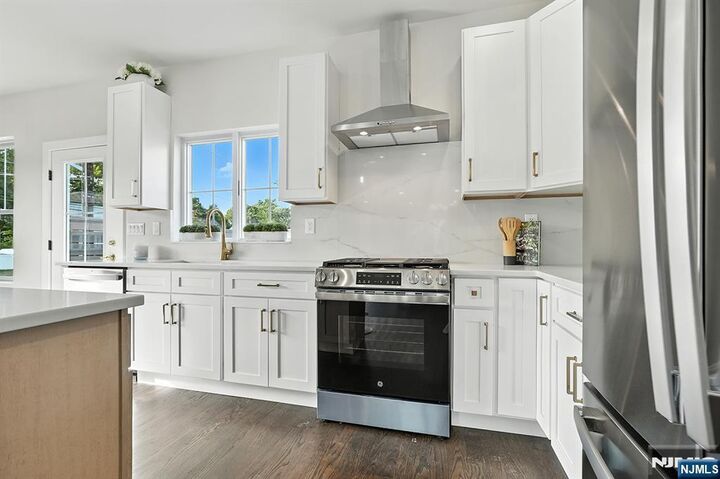 Property Photo: 186 Canterbury Avenue NJ 07031