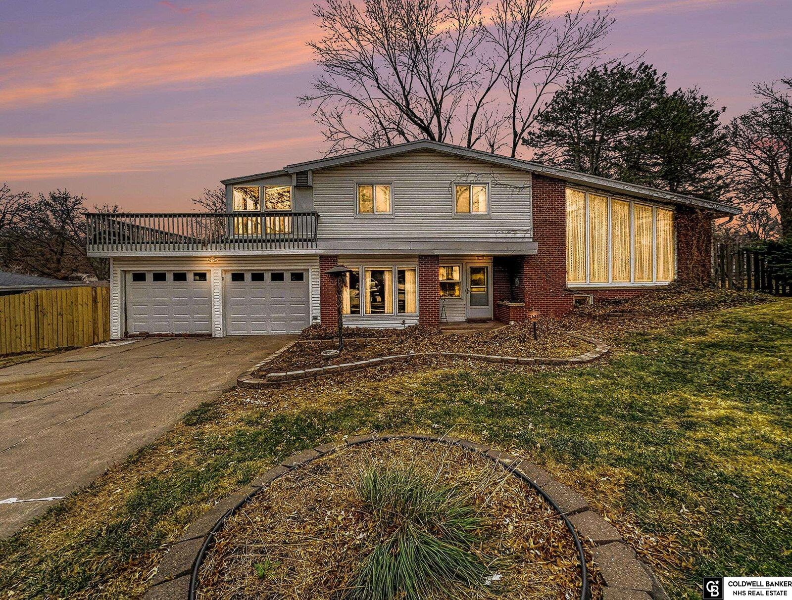 Property Photo: 6700 S Bermuda Drive NE 68506