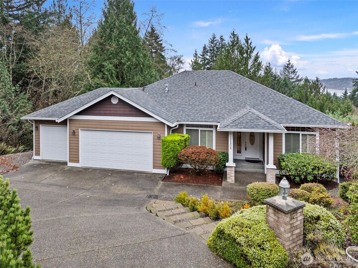 Property Photo:  12408  58th Avenue  WA 98332 