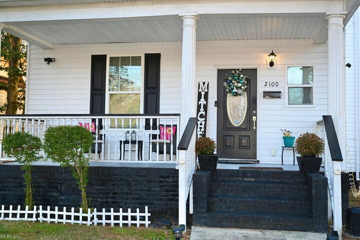 Property Photo:  2100 Elm Ave  VA 23704 