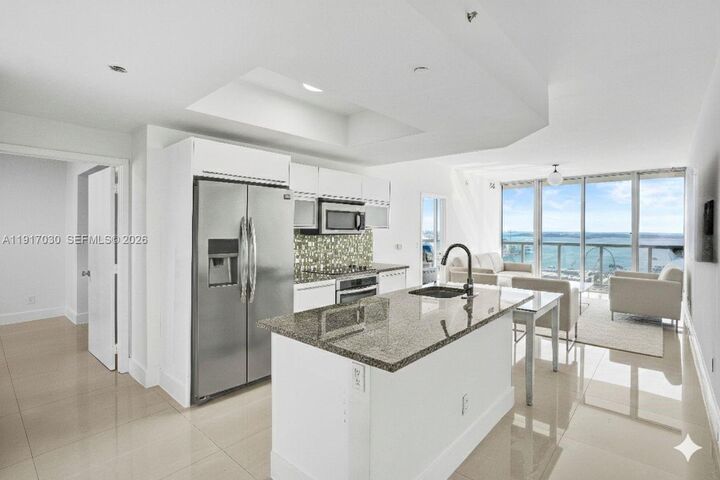 Property Photo: 888 Biscayne Blvd 2904 FL 33132