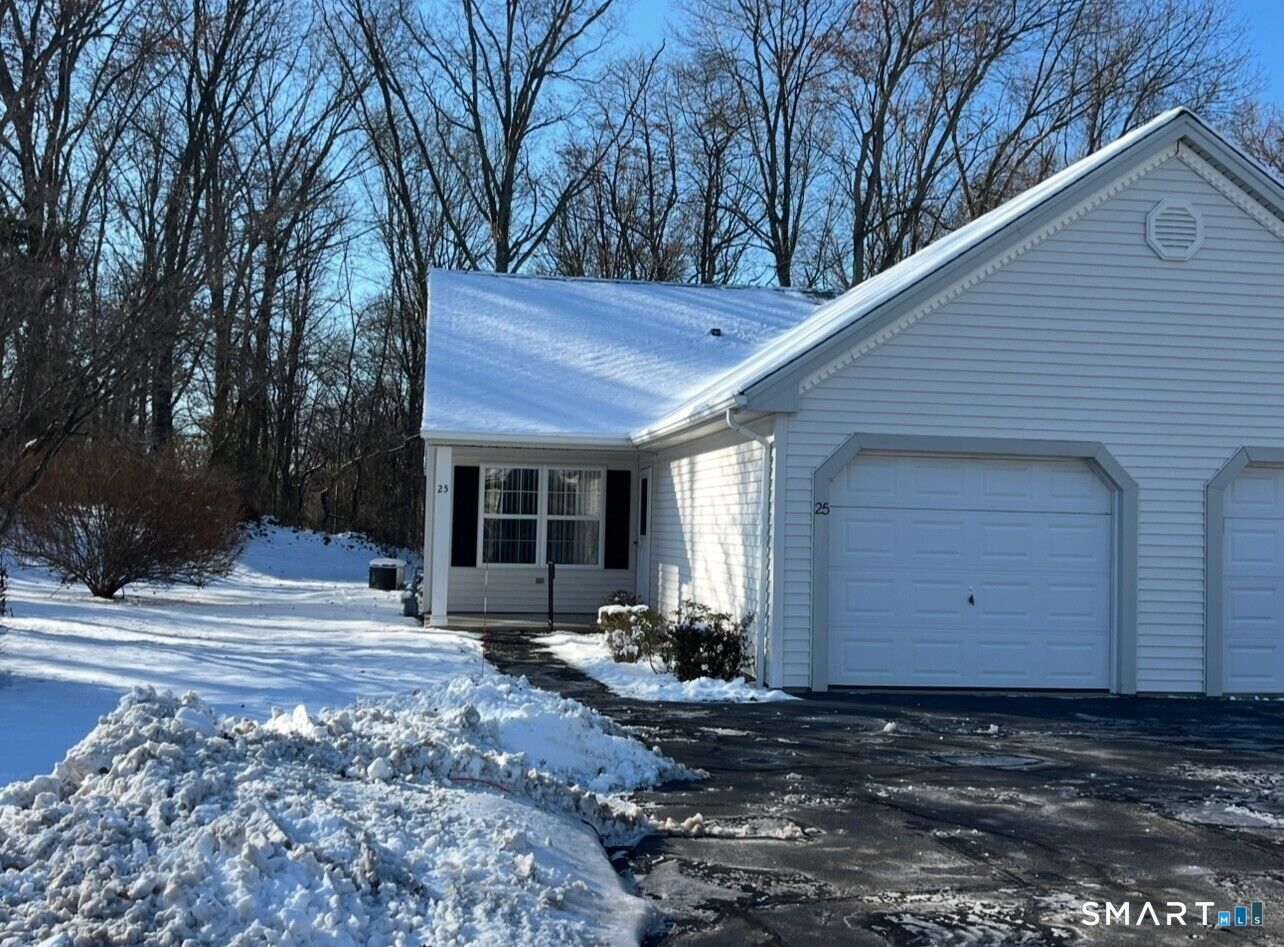 Property Photo:  150 Forest Road 25  CT 06461 