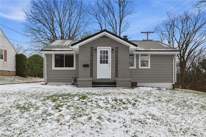 Property Photo: 327 Maple Dr PA 16105