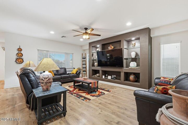 Property Photo:  5920 W Autumn Vista Way  AZ 85132 