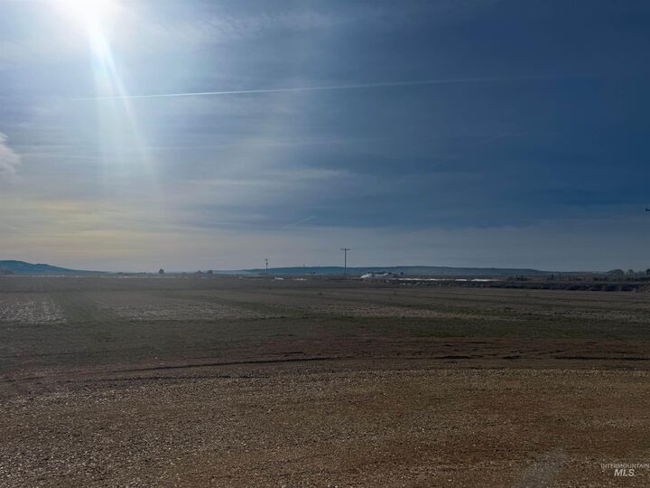 Property Photo:  Tbd 300 S Lot 3  ID 83318 