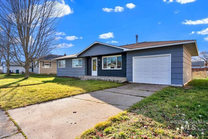 Property Photo:  2619 N 6th Street  ID 83815 