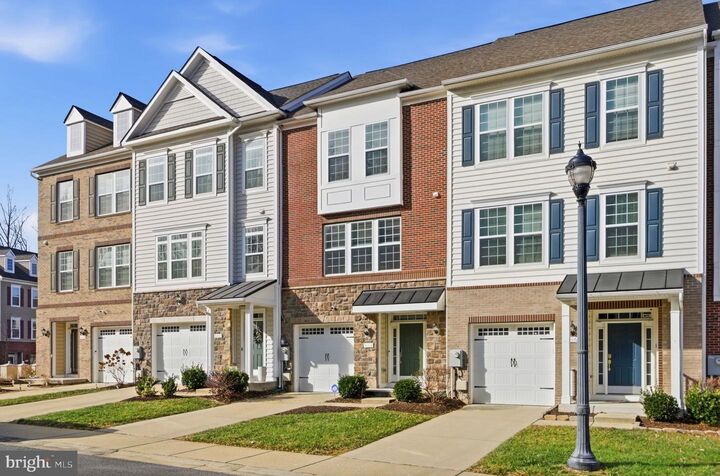 Property Photo:  5004 Forest Pines Drive  MD 20772 