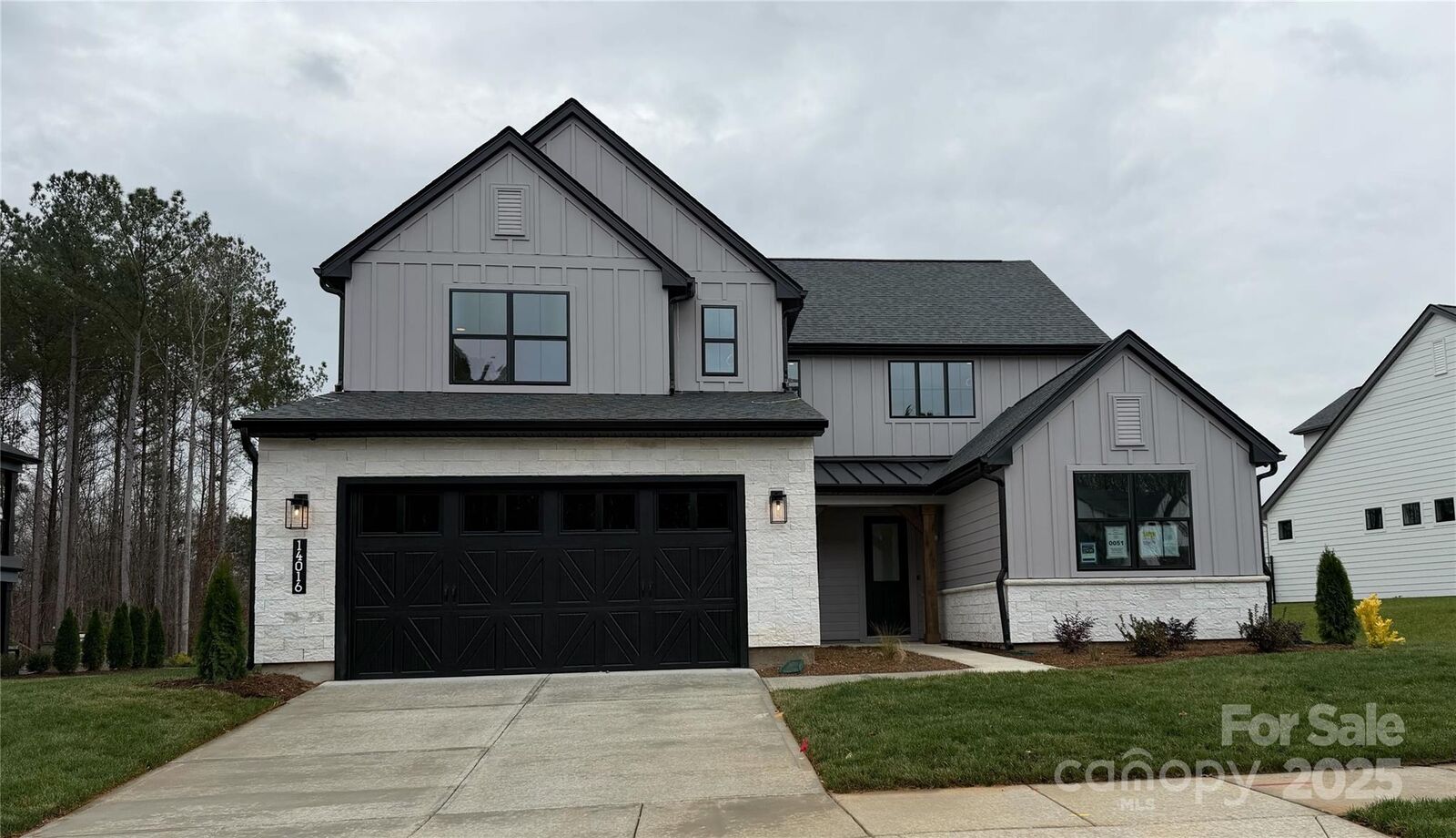 Property Photo: 14016 Roosevelt Grove Drive NC 28078