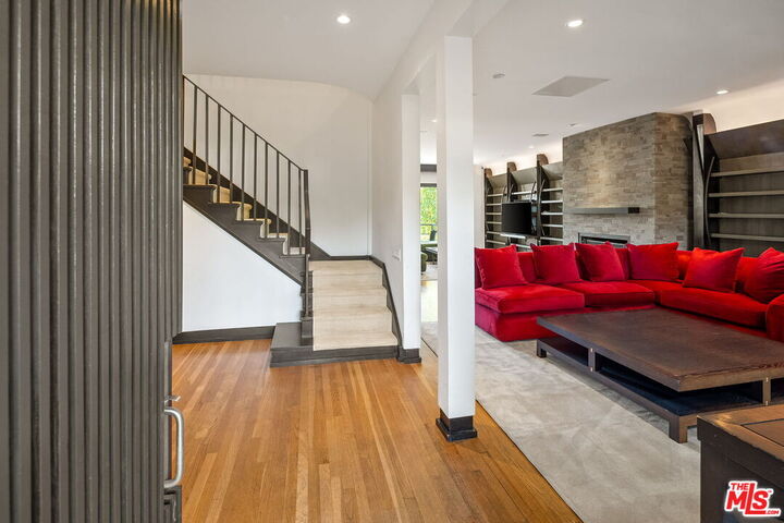 Property Photo: 215 S Anita Ave CA 90049