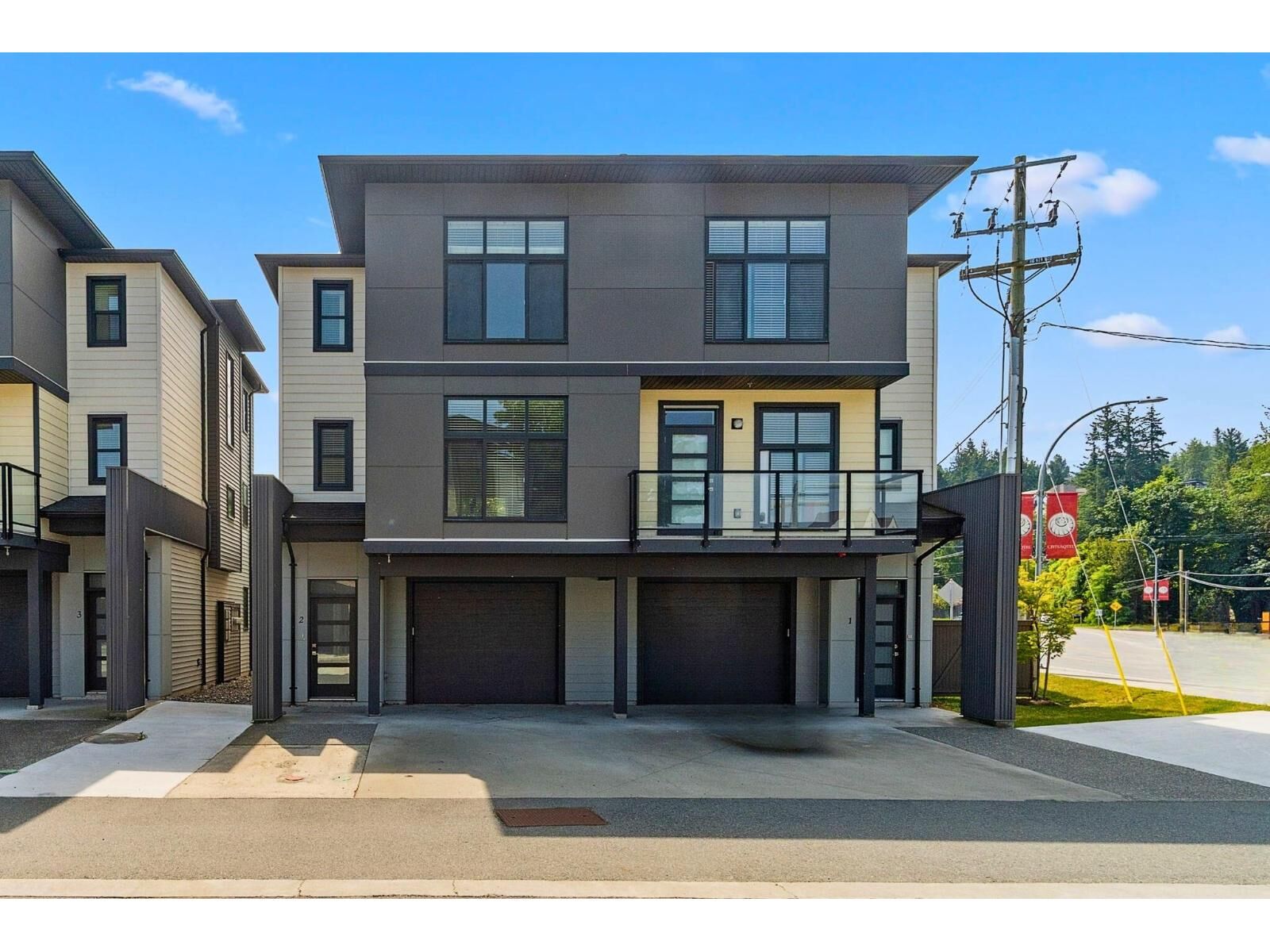 Photo de la propriété:  6029 Promontory Road 1  BC V2R 6B1 