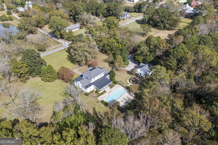 Property Photo: 1091 E Peachtree Avenue GA 30669