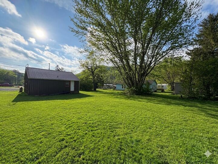 Property Photo:  181 Woodlawn St  WV 24986 