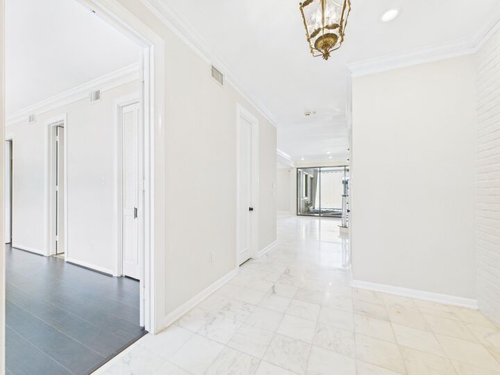 Property Photo:  7608 Del Monte Drive  TX 77063 