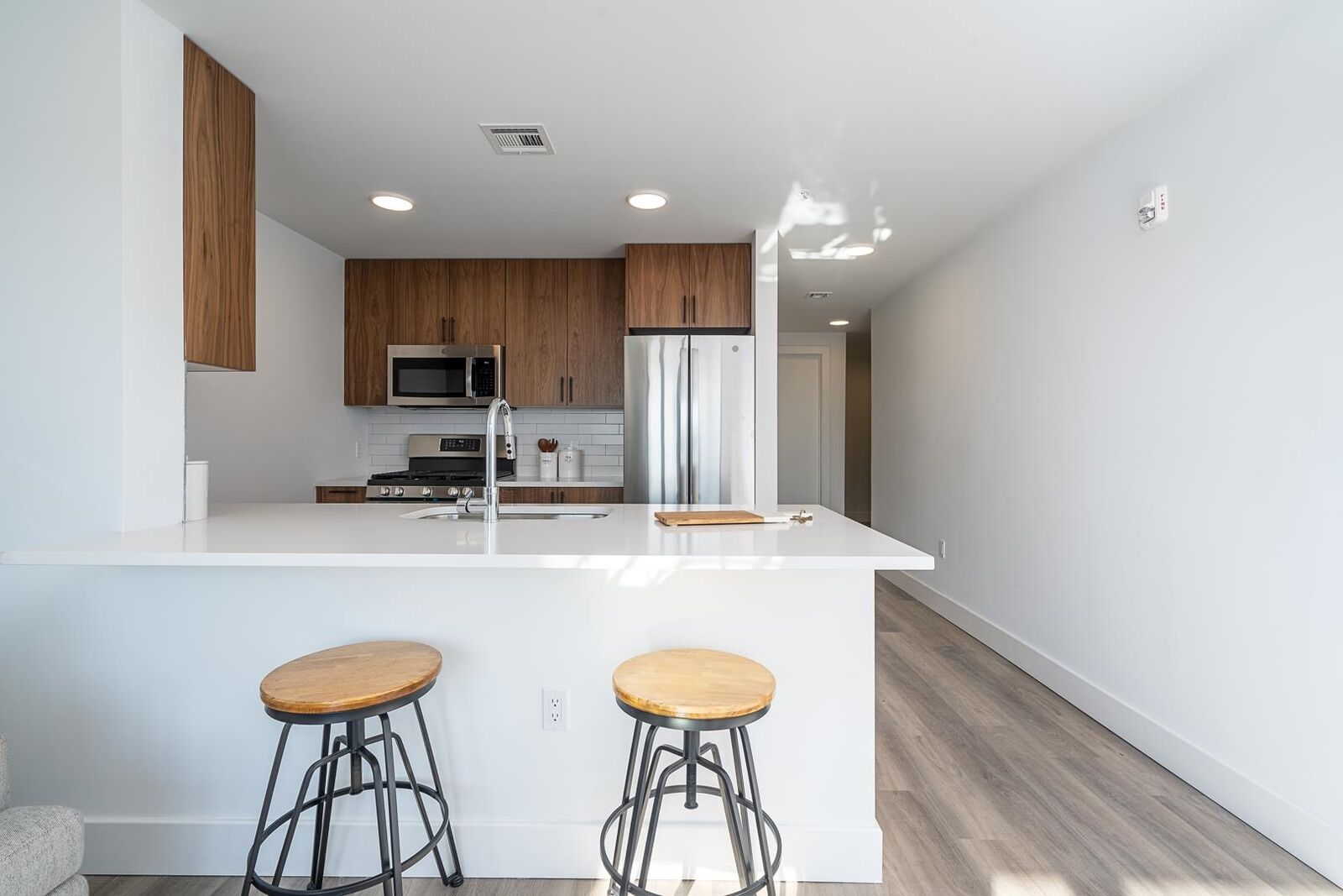 Property Photo:  1415 Manhattan Ave 410  NJ 07087 