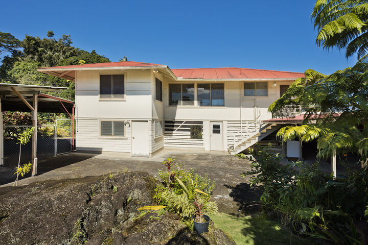 Property Photo:  801 Waianuenue Ave  HI 96720 