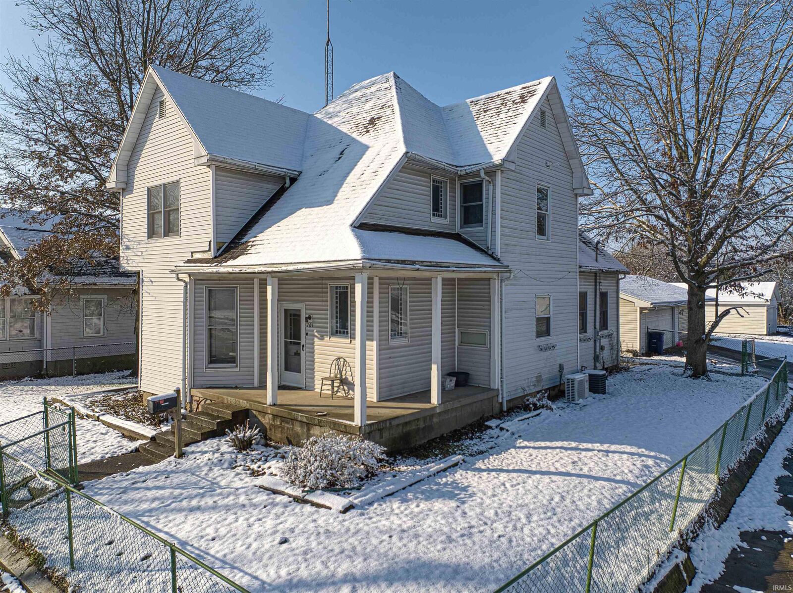 Property Photo: 701 S Gibson Street IN 47670