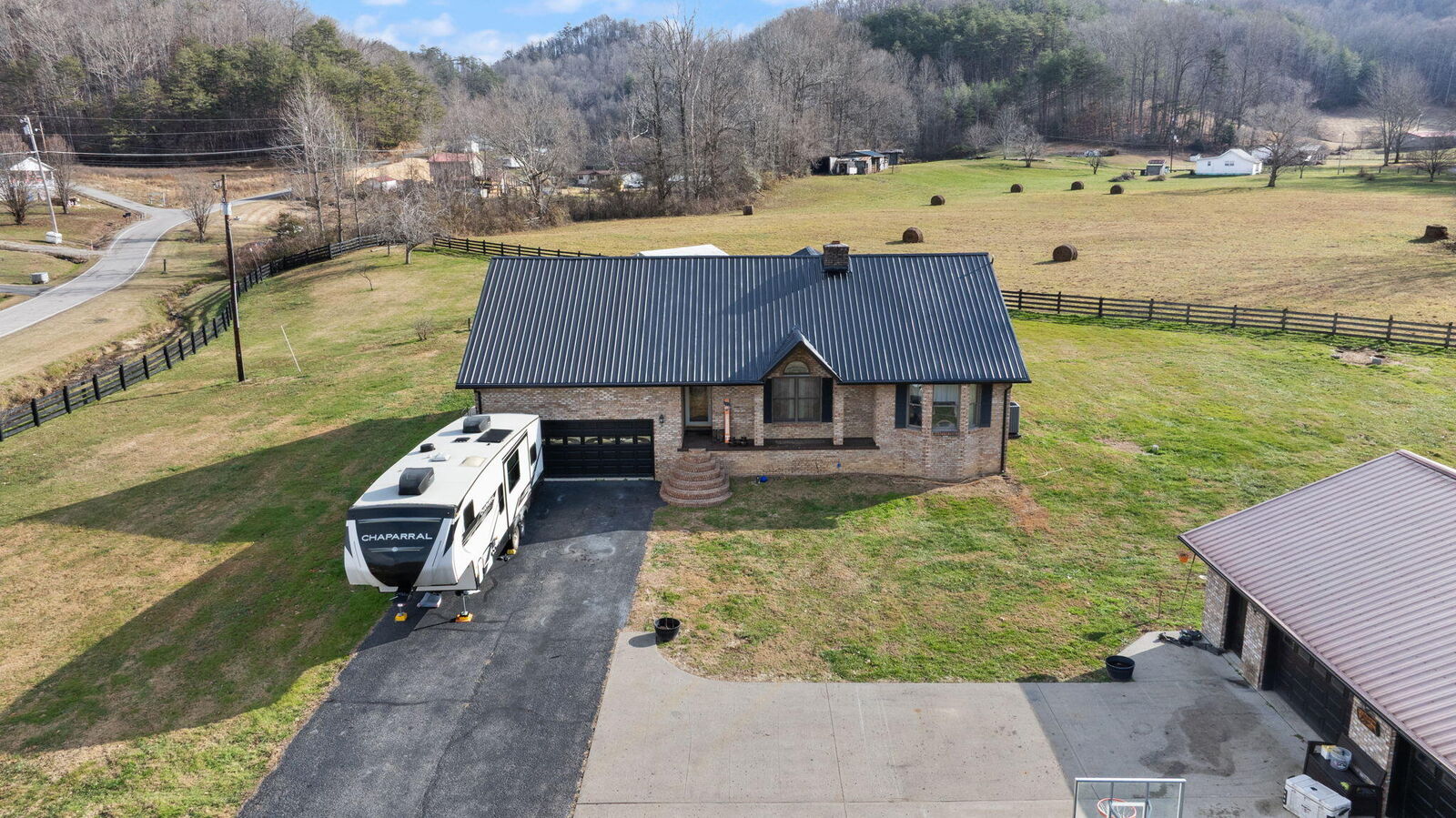 Property Photo: 23 California KY 40819