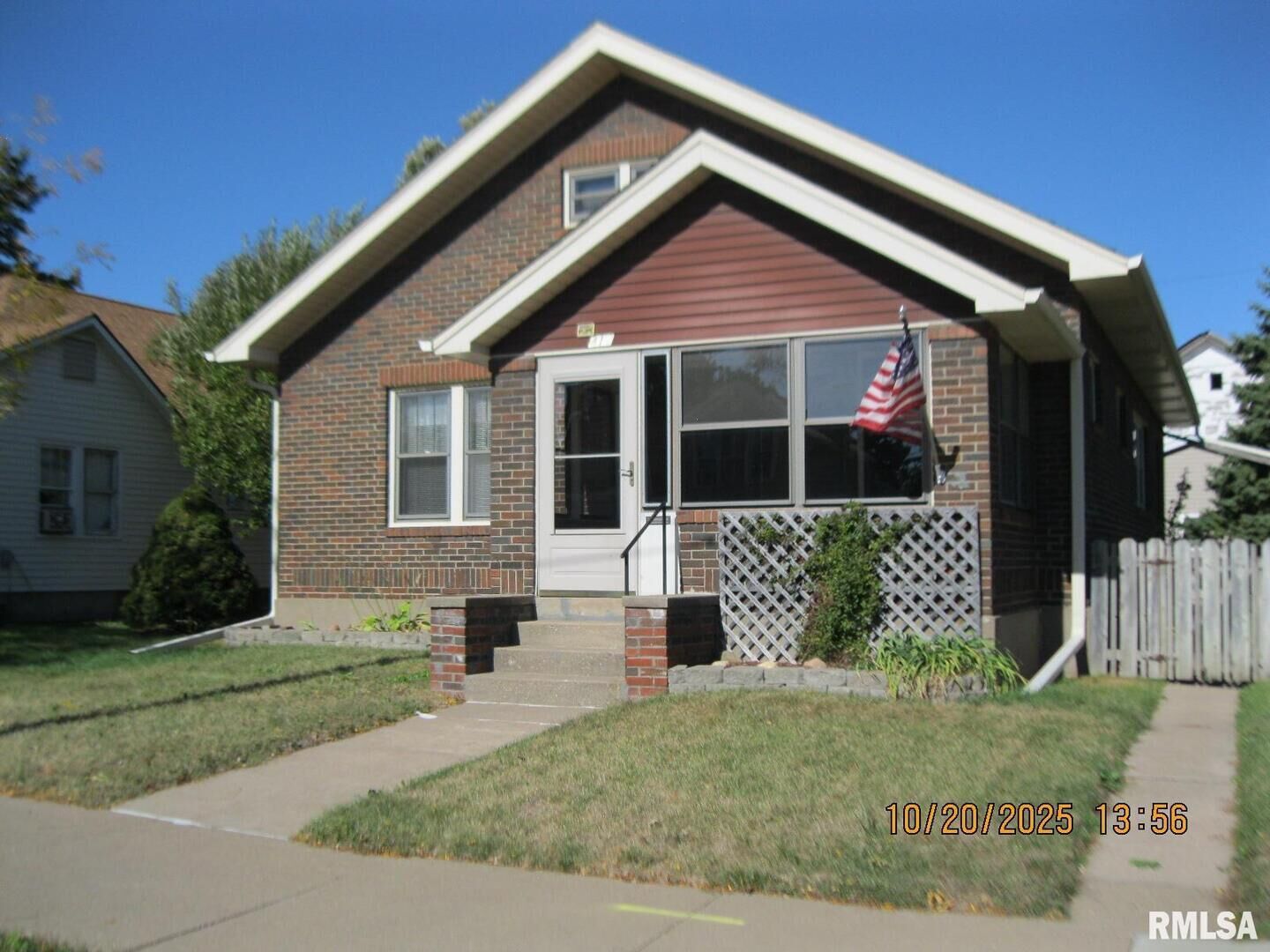 Property Photo: 414 N 3rd Ave Avenue IA 52732