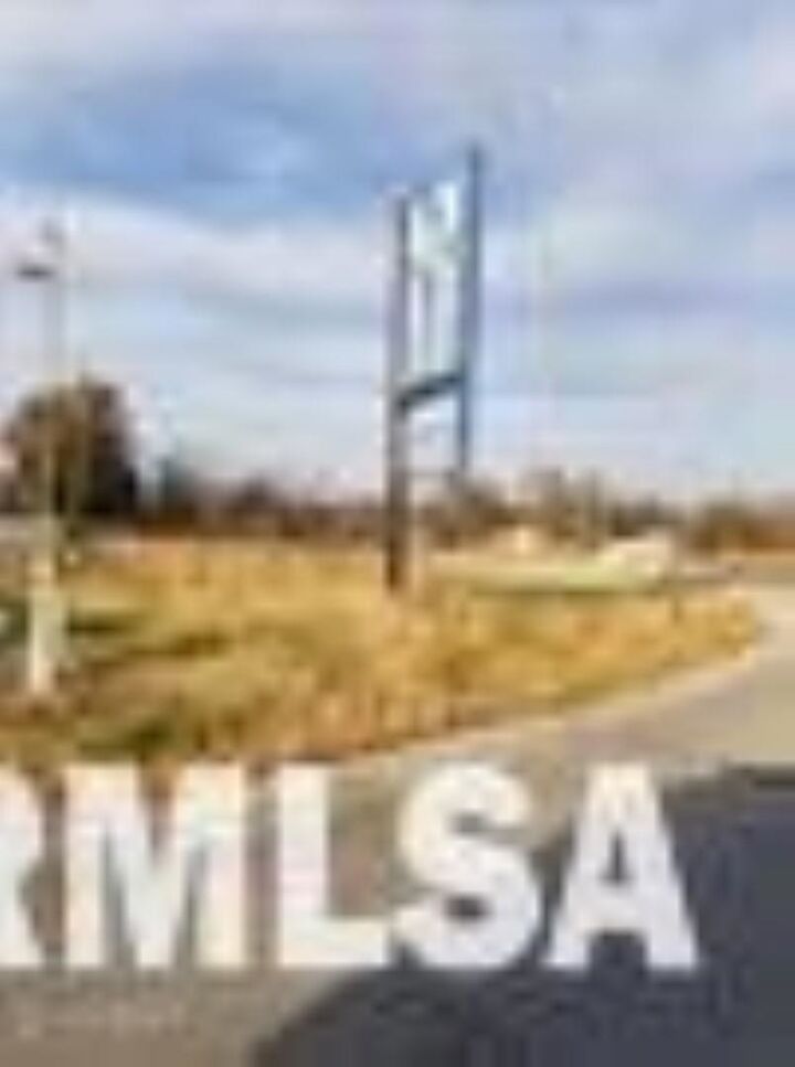 Property Photo:  000 E Plaza Drive  IL 62918 