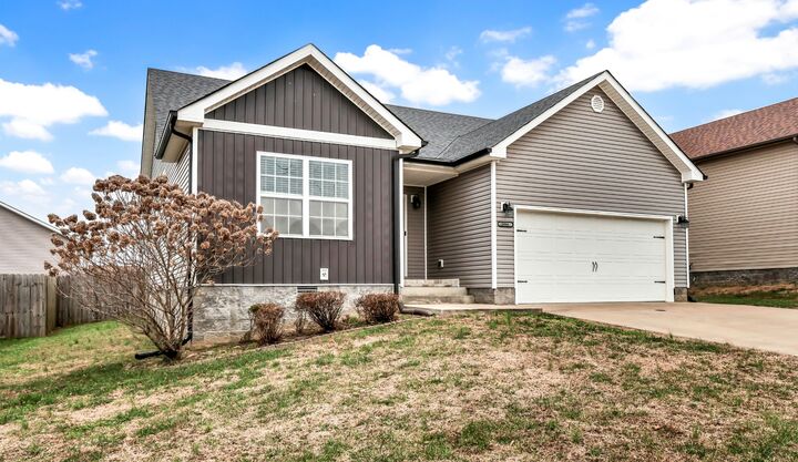 Property Photo: 504 Sitka St TN 37040